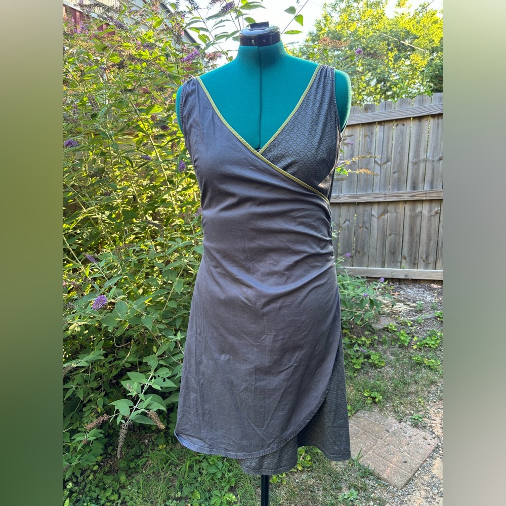Skunkfunk anaurra dress fashion size 3 (us m8/10)